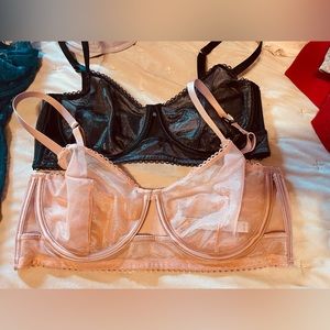 New with tags Victorias Secret Shimmer Bra Set